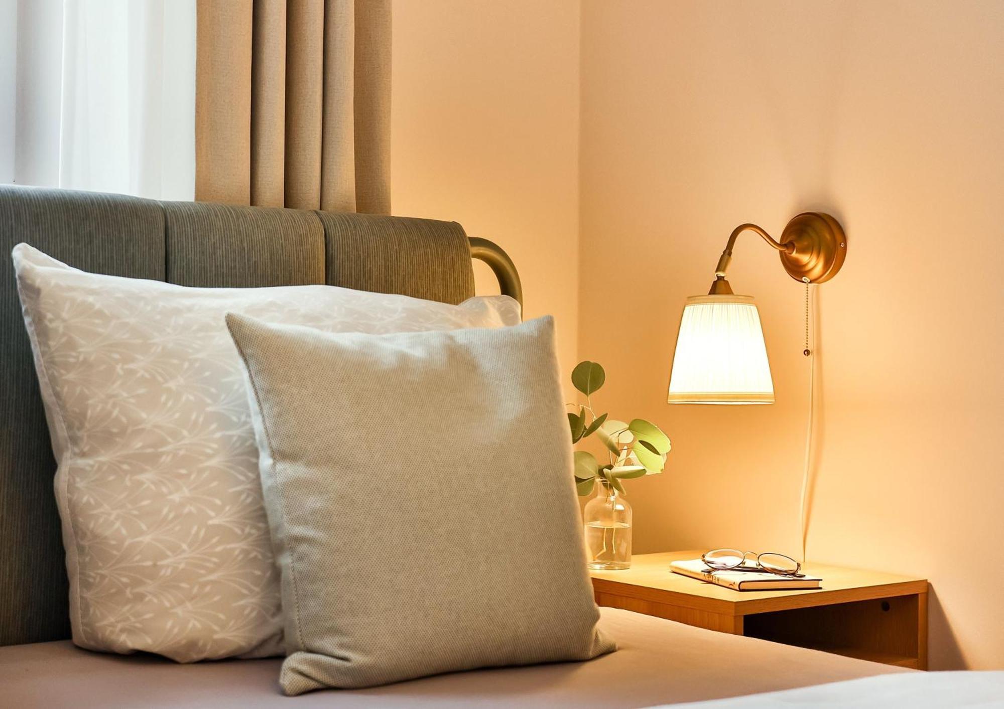 Apartments Am Bahnhof شترالسوند المظهر الخارجي الصورة
