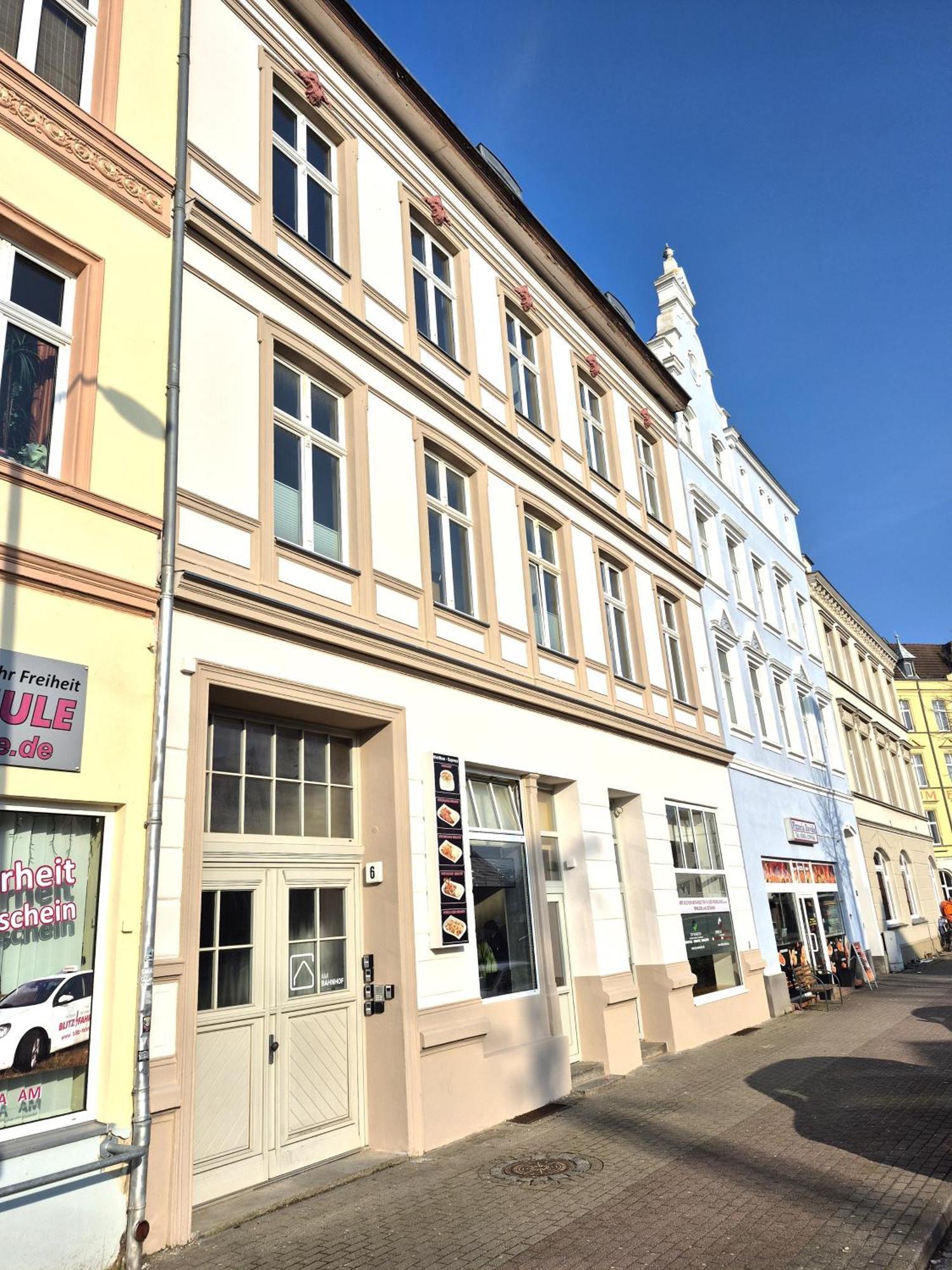 Apartments Am Bahnhof شترالسوند المظهر الخارجي الصورة